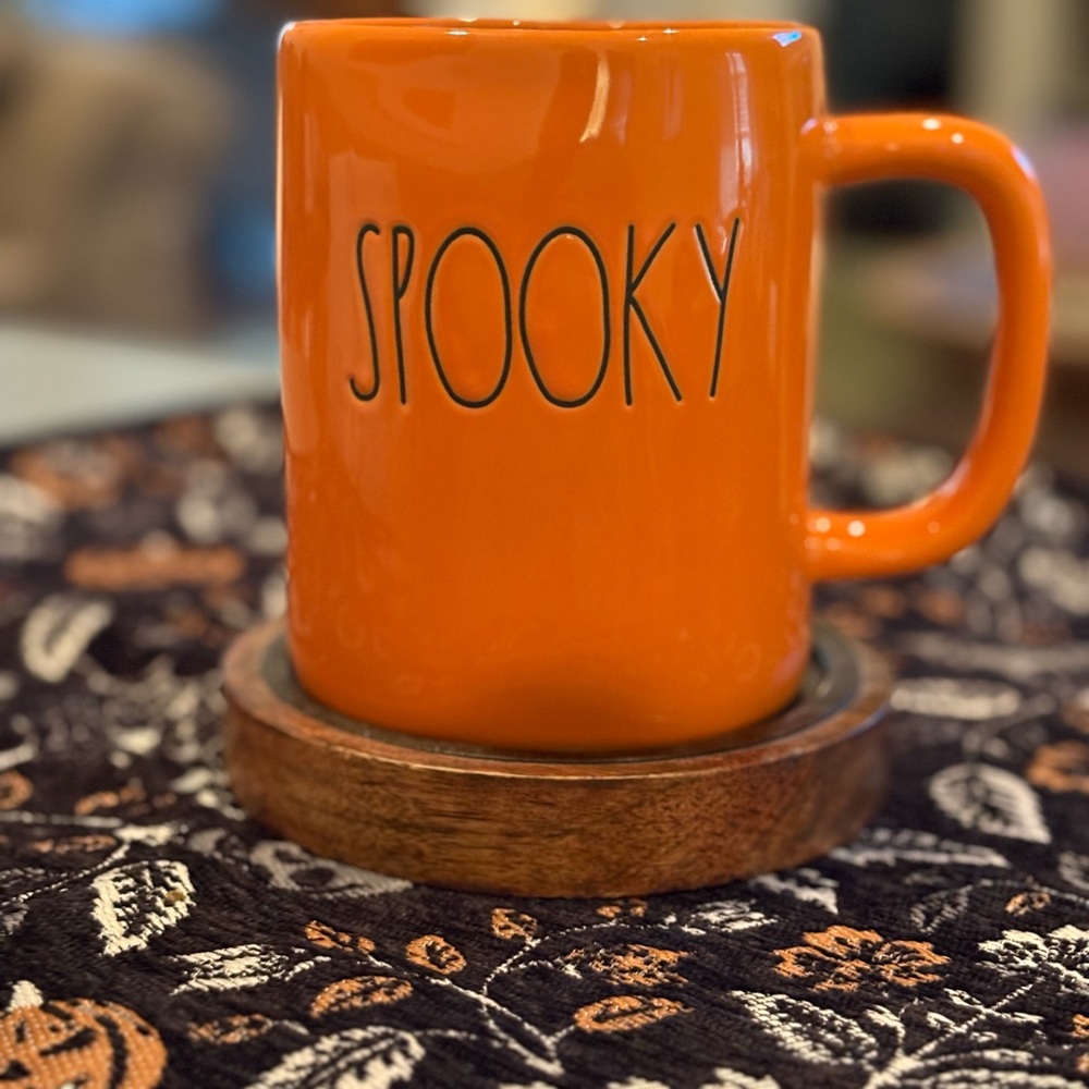 Rae Dunn Halloween Spooky Orange Mug 👻🎃